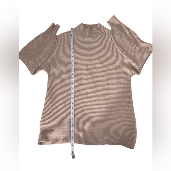 BE COOL Tan Mockneck Ribbed Pullover Long Sleeve Sweater Size: S/M - Picture 5 of 6